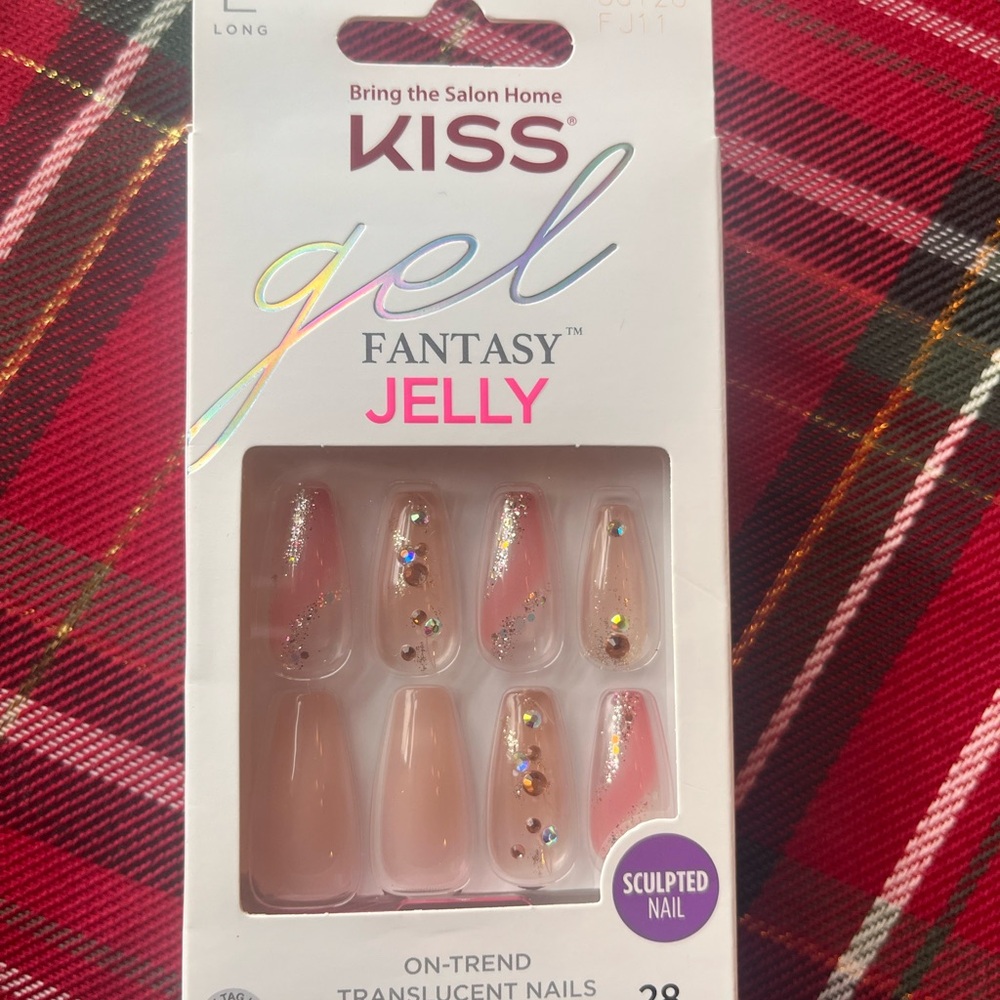 KISS Gel Fantasy Jelly Nails with Glitter Accents